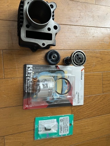 カブエンジン4速キタコ75cc新品ピストン組み込み済み
✨おまけ90マニホールド付きモンキー・ゴリラ・ダックス・カブ・ATV・DAX  ハイカム９０キャブ付き カブエンジン4速キタコ75cc新品ピストン組み込み済み✨おまけ90