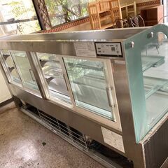 30万円から20万円に値下で再開【引取限定】洋菓子用冷蔵ショーケース/大和冷機製/5年ほど使用/新品購入価格350万円の画像