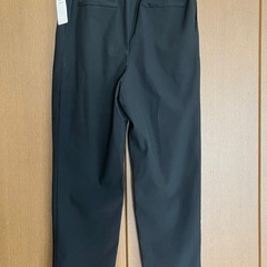 【未使用タグ付】［ikka］テーパードパンツＬの画像