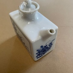 陶器水差しの画像