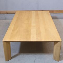 karimoku(カリモク家具)のDU5200 オーク材 センターテーブル/座卓です。シンプルでスッキリとしたデザインのリビングテーブルは北欧スタイルやカフェスタイルなどにもおススメです！の画像