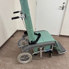 【最後の1台】！！車いす　フルフラットタイプ（ﾀｲﾔﾊﾟﾝｸ）の画像