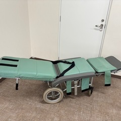 【最後の1台】！！車いす　フルフラットタイプ（ﾀｲﾔﾊﾟﾝｸ）の画像