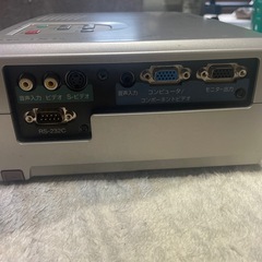 EPSON プロジェクターの画像