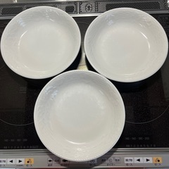 お皿 3枚   イブサンローランの画像