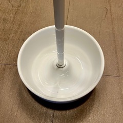 【武蔵小山店】 IKEA 傘立て　かさたて　オールドイケア 廃番品 陶器 おしゃれ 白 ホワイト 玄関 イケアの画像