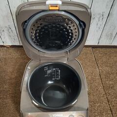 【極美品】ZOJIRUSHI 極め炊きNP-GJ05KS 22年製　3合炊き の画像