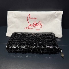Christian Louboutin ブラック長財布