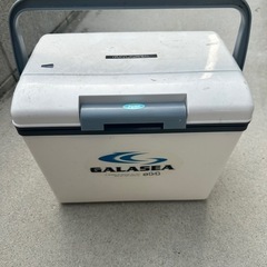 クーラーボックス