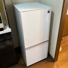 SHARP 冷蔵庫 (137L)