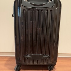 黒　キャリーケース　Sサイズ　の画像