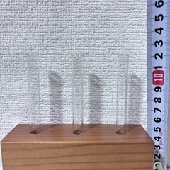 【最終価格】　試験管　花瓶　一輪挿　木製スタンド　フラワーベース　韓国　雑貨　可愛い　シンプル　飾り　置き物の画像