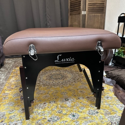 luxia折りたたみ式マッサージベッド