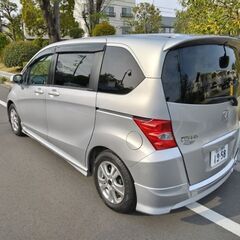 ’０８ホンダフリード　モデューロ　Ｇ・Ｌパッケージ　実走行６１０００ｋｍ　車検０７・０６・０８の画像