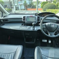 ’０８ホンダフリード　モデューロ　Ｇ・Ｌパッケージ　実走行６１０００ｋｍ　車検０７・０６・０８の画像