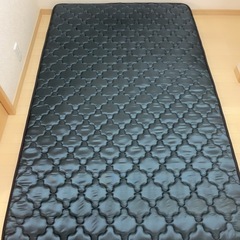 美品　ポケットコイルマットレスセミダブル