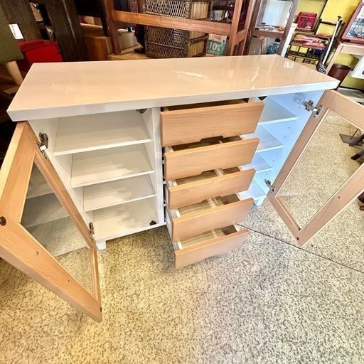 武蔵小山店】 ニトリ NITORI リビング収納 レンジボード 食器棚 カップ