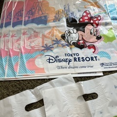 未使用の東京ディズニーリゾート・ディズニーシーお土産袋 ショッパー3種12枚の画像