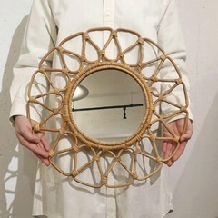 ユグラ　ラタン  ミラー　未使用の画像