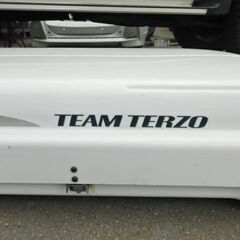 TERZO　ルーフBOX　薄型　カギ付　ホワイト　程度良しの画像