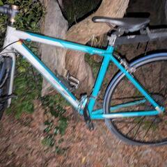 ロードバイク車輪だけの値段です