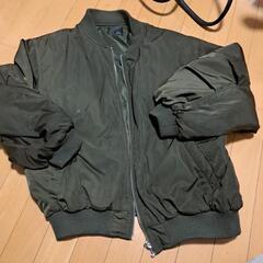 カーキジャケット