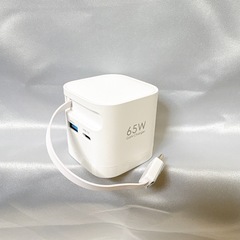 【新品未使用】自動巻き取り式  65W 急速充電器 Type-Cの画像