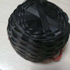 手をひらいたサイズ・自然素材・飾り鉢の画像