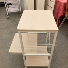 【kj127】美品 レンジワゴン レンジ台 キッチンワゴン キャスター付 組み立て完成品 コンセント付き 炊飯器　検)一人暮らし　ファミリー　冷蔵庫　洗濯機　オフィス　事務　テーブル　ラック　収納　家具　ソファ ダイニング 食器棚 キッチンの画像