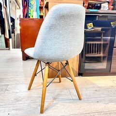 ① 布張り イームズチェア リプロダクト ダイニングチェア グレー★買取帝国 志木店の画像