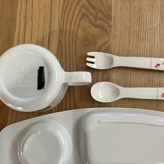 子供用　ブランド食器の画像