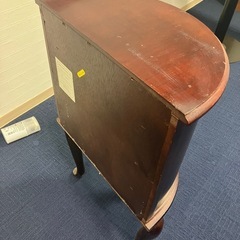 猫足　引取限定　アンティーク　チェスト　半円　3本足の画像