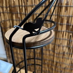ニトリ トイレットペーパースタンド 猫の画像