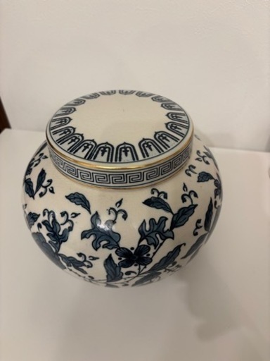 美品】【完売品】zara home 花柄 陶器 壺 花瓶 (ui) 浦安の家電