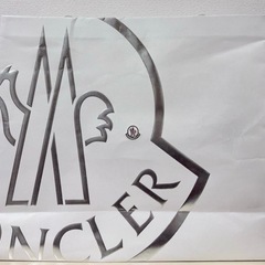 モンクレール　特大　紙袋　ダウンジャケット　正規品　大きめ　ハイブランドの画像