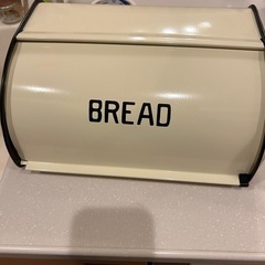 ブレッドケースの画像