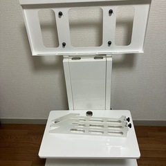 テレビスタンドの画像