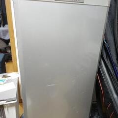 【お取引決定しました】三菱　家庭用冷凍庫　121リットル