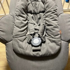STOKKE バウンサーの画像