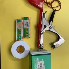 MAXテープナーとテープ、ステップルセット込み