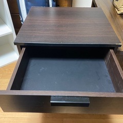 サイドテーブルの画像