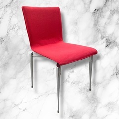 ⑨赤いヴィンテージチェア／デザイン性◎／店舗什器・インテリアにおすすめ
