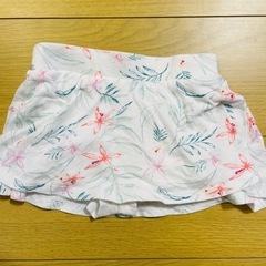 ズボン付きスカート