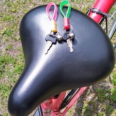※　取引終了　　※  　　　　　　　　　　　　26インチ　自転車　ピンク　ママチャリ　６段変速　ライト付き　鍵付き　カゴ付き　両立スタンド　中古品の画像