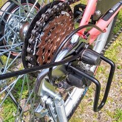 ※　取引終了　　※  　　　　　　　　　　　　26インチ　自転車　ピンク　ママチャリ　６段変速　ライト付き　鍵付き　カゴ付き　両立スタンド　中古品の画像