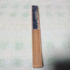 Blue Cherry Blossom Japanese Folding Fan　夜桜吹雪の華やかなデザイン　夜桜舞扇子の画像