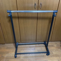ハンガーラック