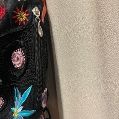 ヴィンテージ　Y2K オーガンジー刺繍　鍵編み 花柄刺繍 黒ポシェットの画像