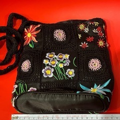 ヴィンテージ　Y2K オーガンジー刺繍　鍵編み 花柄刺繍 黒ポシェットの画像
