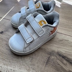 CONVERSE New Balance adidas サンダル 靴の画像